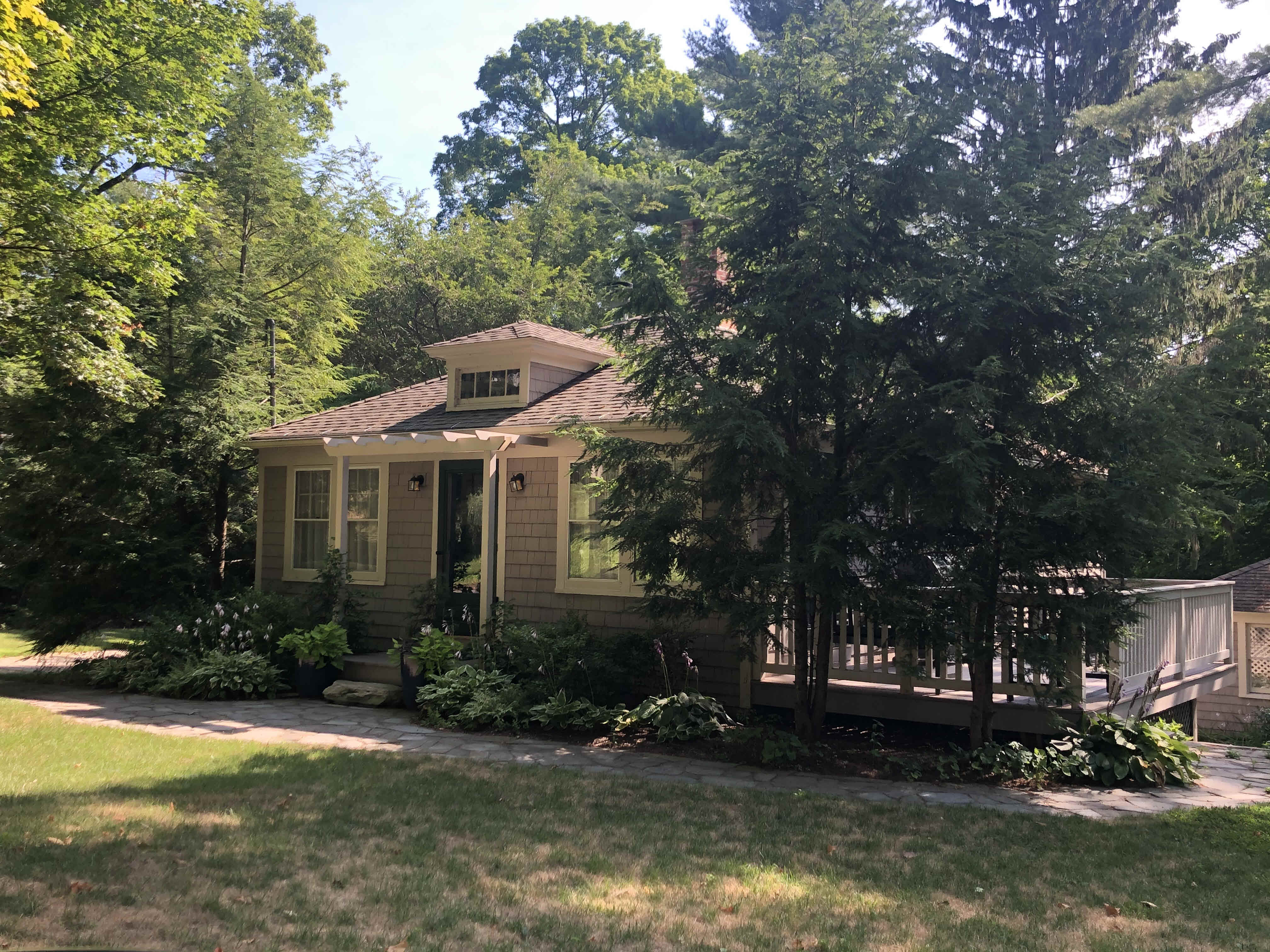 Building photograph for 191 TACONIC ROAD